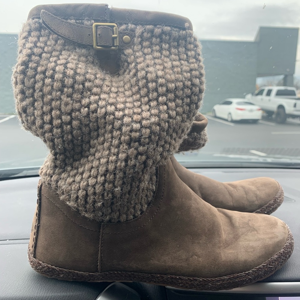 UGG Australia Lyza Demi Brown Wool Blend Knit Leather Boots 1012490 size 9